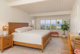 Single Family Residence, 11422 Tongareva st, Malibu, CA 90265 - 13