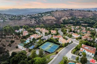 Single Family Residence, 24908 Bella Vista dr, Calabasas, CA 91302 - 13