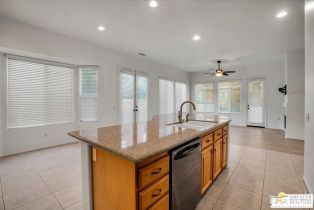 Single Family Residence, 4 Loch Ness Lake ct, Rancho Mirage, CA 92270 - 5