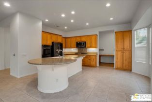 Single Family Residence, 4 Loch Ness Lake ct, Rancho Mirage, CA 92270 - 8