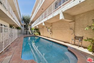 Condominium, 5301 Yarmouth ave, Encino, CA 91316 - 26