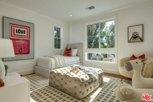 Single Family Residence, 1050 Iliff st, Pacific Palisades, CA 90272 - 28