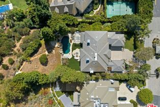 Single Family Residence, 1420 Bienveneda ave, Pacific Palisades, CA 90272 - 40