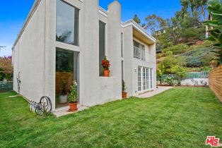 Single Family Residence, 17175 Avenida De Santa Ynez, Pacific Palisades, CA 90272 - 43