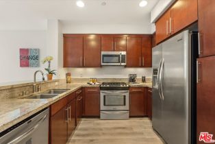 Condominium, 14412 Killion st, Sherman Oaks, CA 91401 - 8