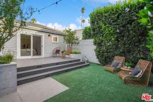 Single Family Residence, 821 Venezia ave, Venice, CA 90291 - 11