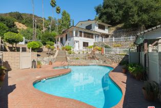 Single Family Residence, 2136 Benedict Canyon dr, Beverly Hills, CA 90210 - 2