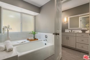 Condominium, 4050 Via Dolce, Marina Del Rey, CA 90292 - 18