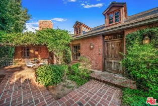 Single Family Residence, 1277 Leona dr, Beverly Hills, CA 90210 - 4