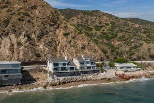 Single Family Residence, 19640 Pacific Coast hwy, Malibu, CA 90265 - 45