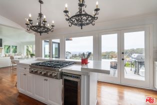 Single Family Residence, 2315 Via Pinale, Palos Verdes Estates, CA 90274 - 12