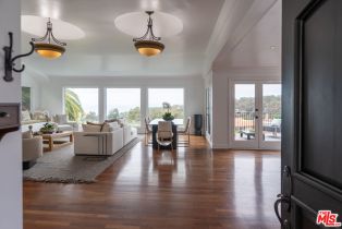 Single Family Residence, 2315 Via Pinale, Palos Verdes Estates, CA 90274 - 5