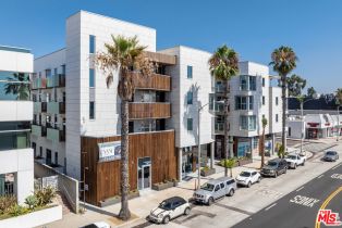 Residential Lease, 3223   Wilshire Blvd, Santa Monica, CA  Santa Monica, CA 90403