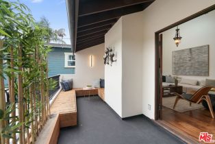 Single Family Residence, 125 Venice blvd, Venice, CA 90291 - 11