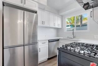 Residential Income, 1813 9th st, Santa Monica, CA 90404 - 5