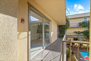 Condominium, 2311 4th st, Santa Monica, CA 90405 - 14