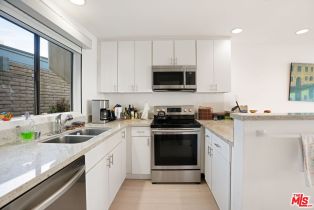 Condominium, 21222 Pacific Coast hwy, Malibu, CA 90265 - 4