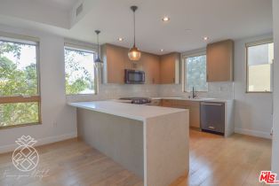 Single Family Residence, 4535 Tujunga ave, Studio City, CA 91602 - 34