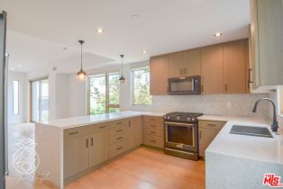 Single Family Residence, 4535 Tujunga ave, Studio City, CA 91602 - 39