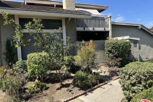 Condominium, 17522   Ashburton Rd, San Diego, CA  San Diego, CA 92128