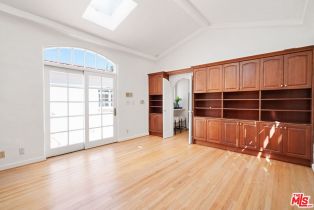 Single Family Residence, 620 11th st, Santa Monica, CA 90402 - 7