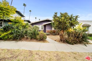 Single Family Residence, 826 Angelus pl, Venice, CA 90291 - 5