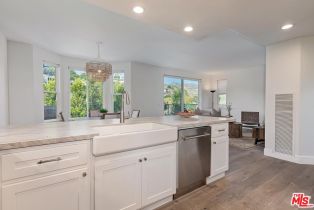 Condominium, 6463 Zuma View pl, Malibu, CA 90265 - 9