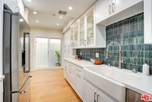 Condominium, 2405 34th st, Santa Monica, CA 90405 - 4