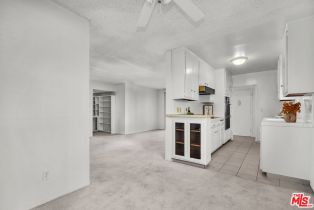 Condominium, 5974 Buckingham pkwy, Culver City, CA 90230 - 5