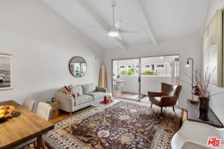 Condominium, 1843 10th st, Santa Monica, CA 90404 - 6