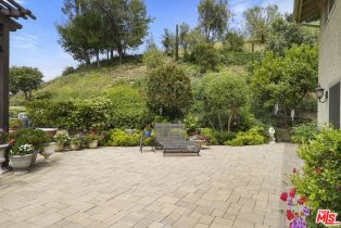 Single Family Residence, 3906 Jim Bowie rd, Agoura Hills, CA 91301 - 17