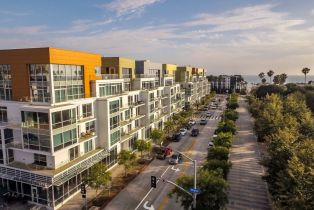 Condominium, 1705  Ocean Ave, Santa Monica, CA  Santa Monica, CA 90401