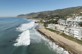 Single Family Residence, 11840 Beach Club way, Malibu, CA 90265 - 3