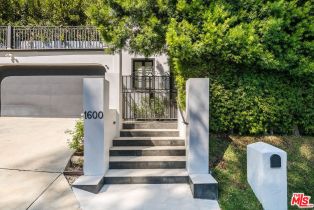 Single Family Residence, 1600 Clear View dr, Beverly Hills, CA 90210 - 2