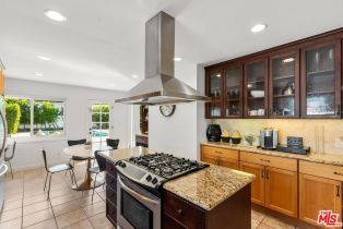 Single Family Residence, 16552 Hartsook st, Encino, CA 91436 - 16