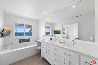 Townhouse, 14 BLUE LAGOON, Laguna Beach, CA 92651 - 18