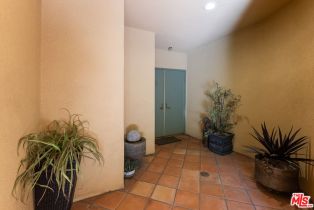 Condominium, 12841 Bloomfield st, Studio City, CA 91604 - 35