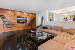 Condominium, 12841   Bloomfield St, Studio City, CA  Studio City, CA 91604