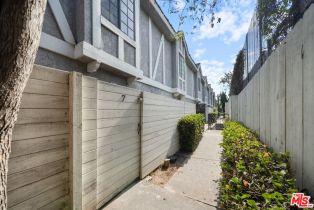 Condominium, 2519 Kansas ave, Santa Monica, CA 90404 - 25