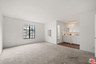 Condominium, 2519 Kansas ave, Santa Monica, CA 90404 - 18