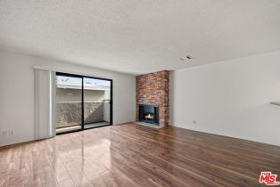 Condominium, 2519 Kansas ave, Santa Monica, CA 90404 - 2