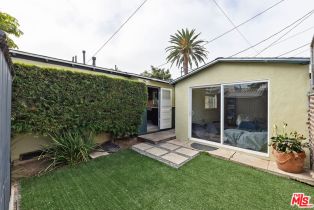 Single Family Residence, 769 Sunset ave, Venice, CA 90291 - 5