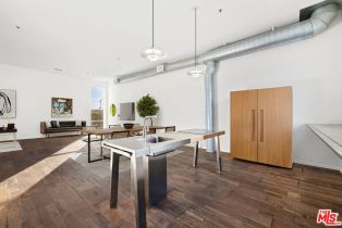 Condominium, 1643 12th st, Santa Monica, CA 90404 - 4