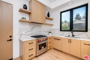 Single Family Residence, 13015 Greenleaf st, Studio City, CA 91604 - 22