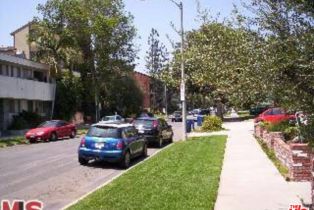 Condominium, 2320 Bentley ave, Westwood, CA 90064 - 2