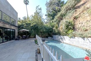 , 1465 Benedict Canyon dr, Beverly Hills, CA 90210 - 14