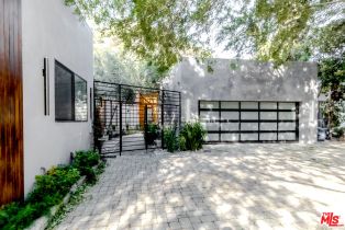 , 1465 Benedict Canyon dr, Beverly Hills, CA 90210 - 2