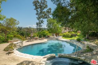 Single Family Residence, 12003 Briarvale ln, Studio City, CA 91604 - 4