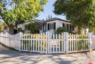 Single Family Residence, 17900 Hatteras st, Encino, CA 91316 - 2