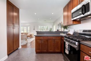 Single Family Residence, 11201 Segrell way, Culver City, CA 90230 - 8